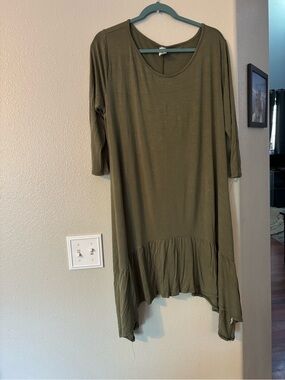 Hot Ginger Olive Green Ruffle Tunic Shirt 2XL 3/4 Sleeve Blouse Plus Size USA